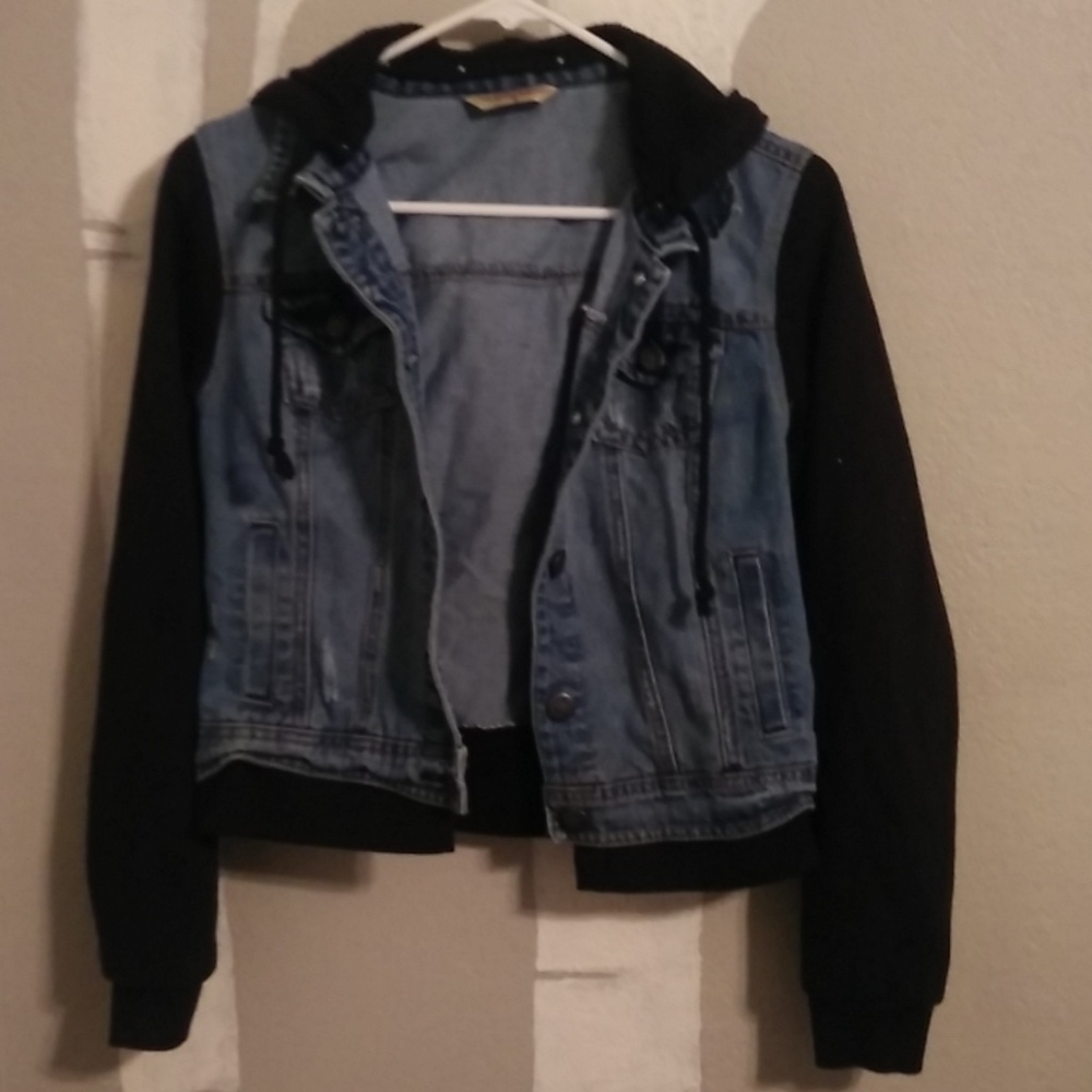 *DONATING SOON* Jean jacket